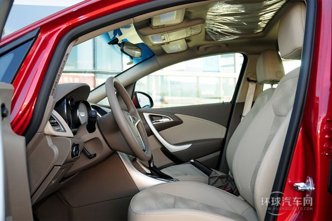 2013款 1.6L 自动 时尚型