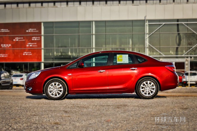 2013款 1.6L 自动 舒适版
