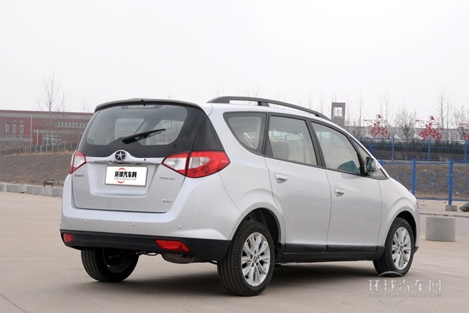 2013款 1.8L MT豪华型