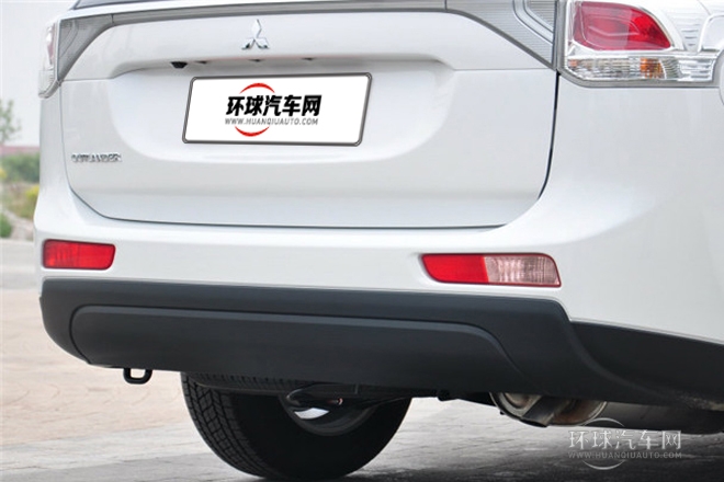 2013款 2.0L 四驱都市导航版 5座