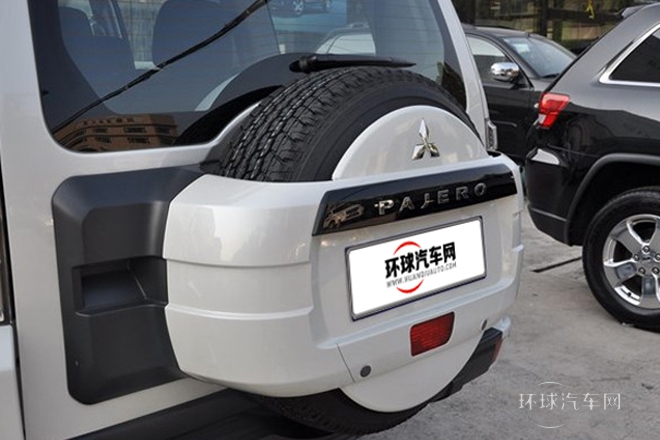 2012款 3.0L 豪华版
