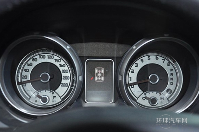 2012款 3.8L 旗舰版
