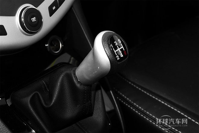 2013款 白金版 2.0L 手动精英型