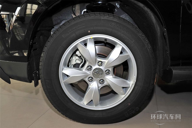 2013款 白金版 2.4L 自动尊荣型