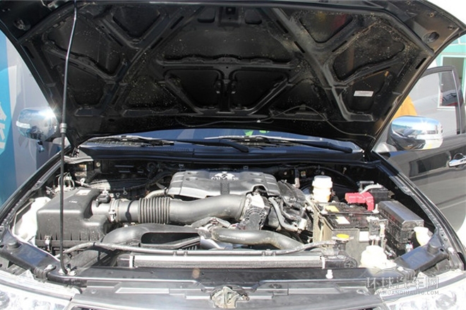 2014款 3.0L 自动四驱行政版
