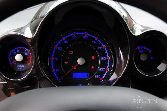 2013款 1.0L 豪华型