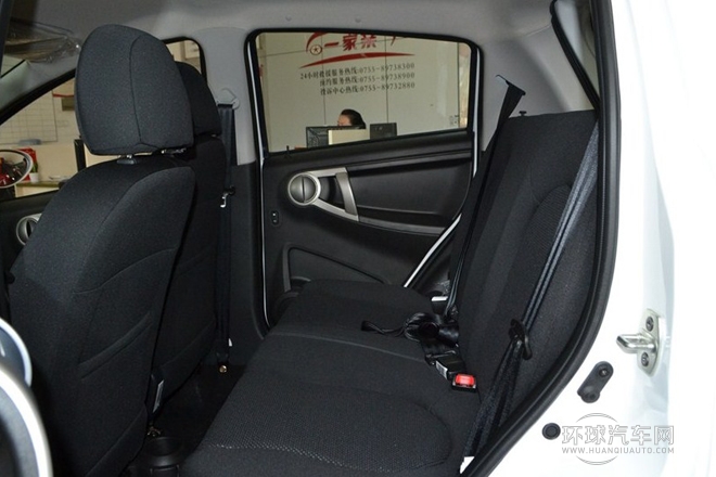 2013款 国际版 1.0L 舒适型