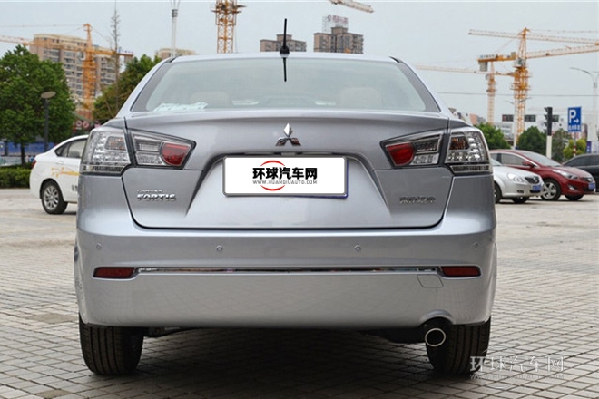 2013款 1.8L 自动豪华型 国V
