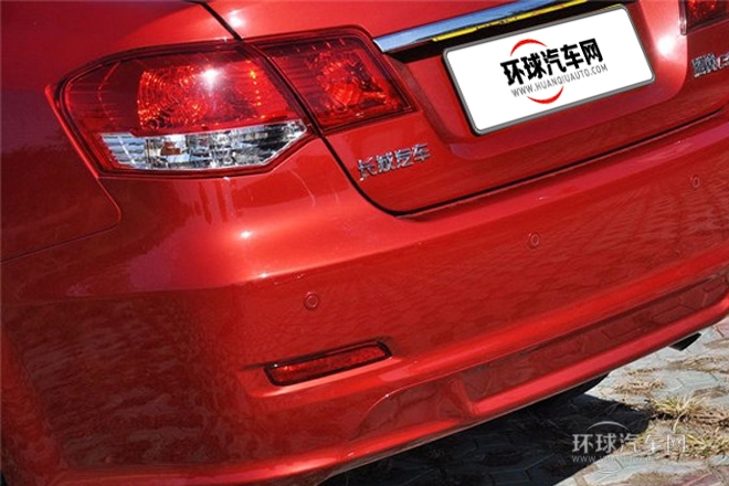 2013款 1.5L 手动精英型