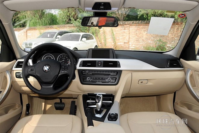 2015款 316i 进取型