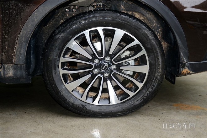 2015款 1.8T 自动两驱至尊版