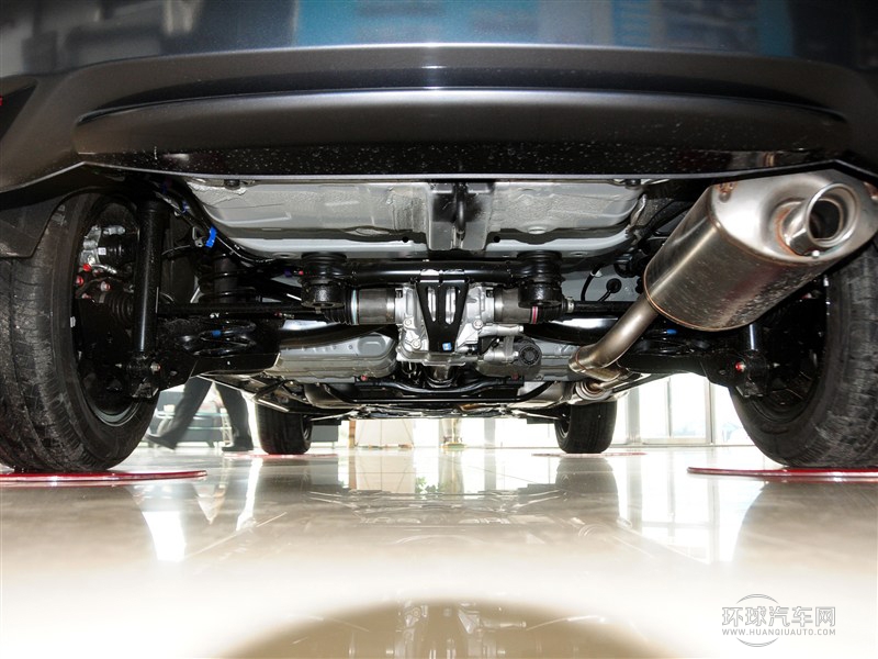 2015款 1.8L CVT四驱旗舰型