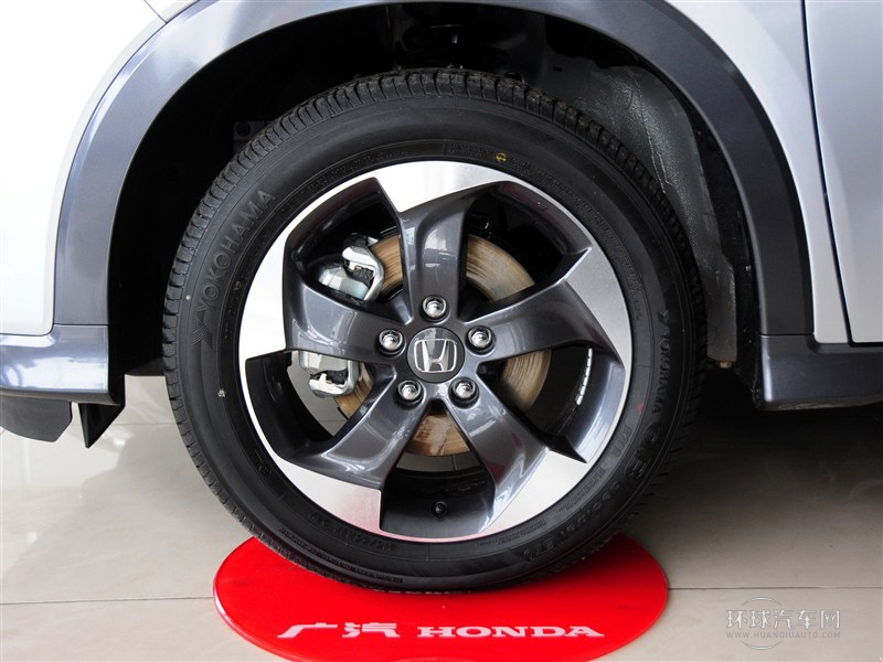 2015款 1.8L CVT四驱旗舰型
