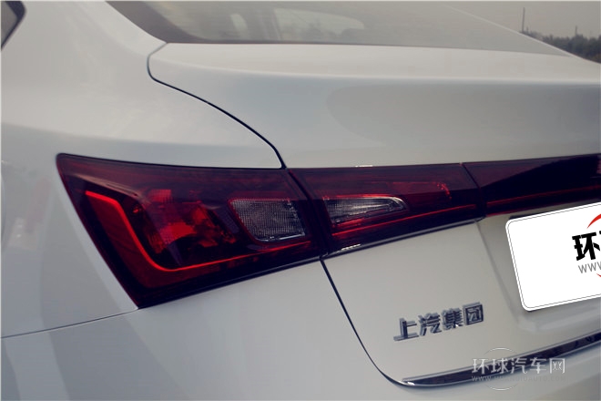 2015款 1.4TGI 手动精英版