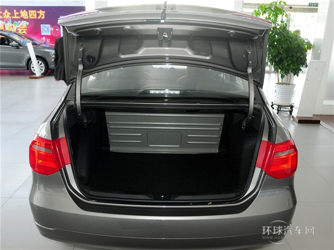 2015款 1.6L 手动时尚型