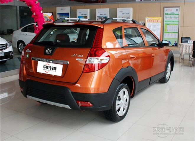 2014款 CROSS 1.5L 手动智驱感恩版