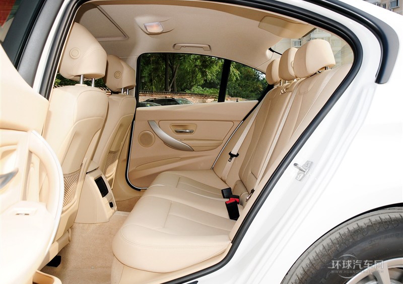 2015款 320i 进取型