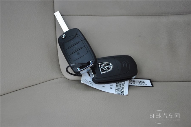2014款 1.8L 手动舒适型 7座