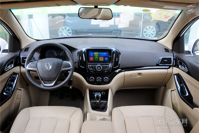 2014款 1.5L 手动舒适型 7座