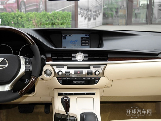 2014款 300h 舒适版