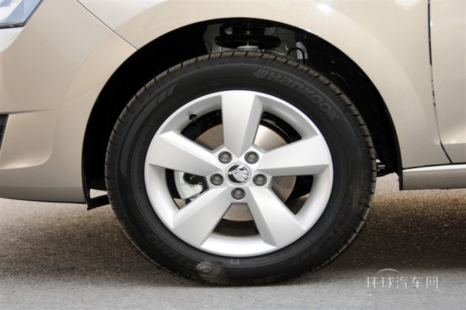 2015款 1.6L 手动智选型