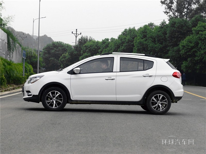2014款 1.5L 手动豪华型