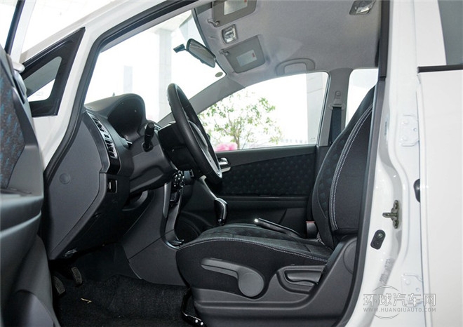 2014款 两厢 1.4L 手动梦想型