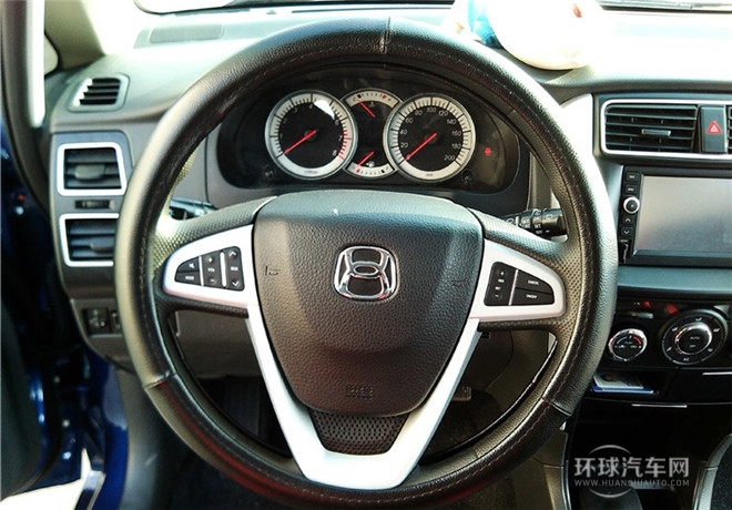 2014款 两厢 1.4L 手动梦想型