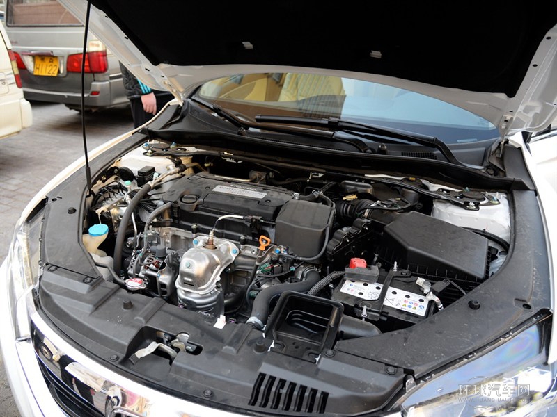 2015款 2.4L 尊贵版