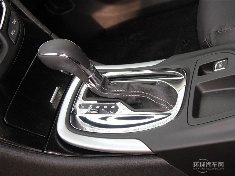 2015款 1.6T 精英技术型