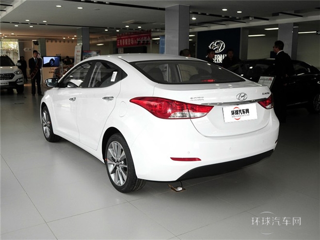 2015款 1.6L 自动尊贵型
