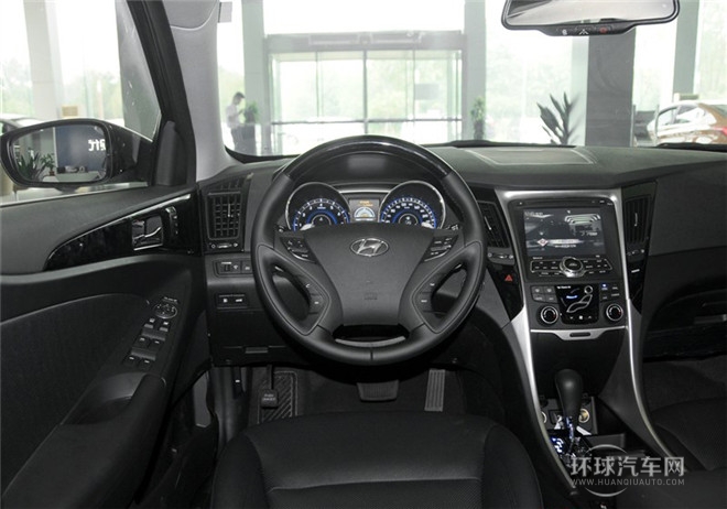 2014款 2.0L 自动领先型