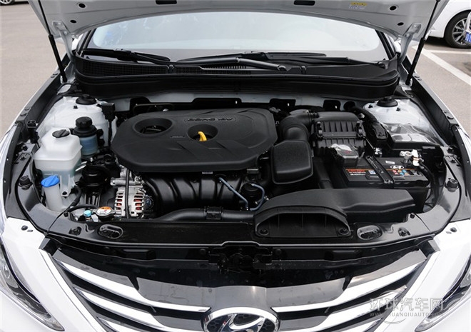2014款 2.0L 自动尊贵版