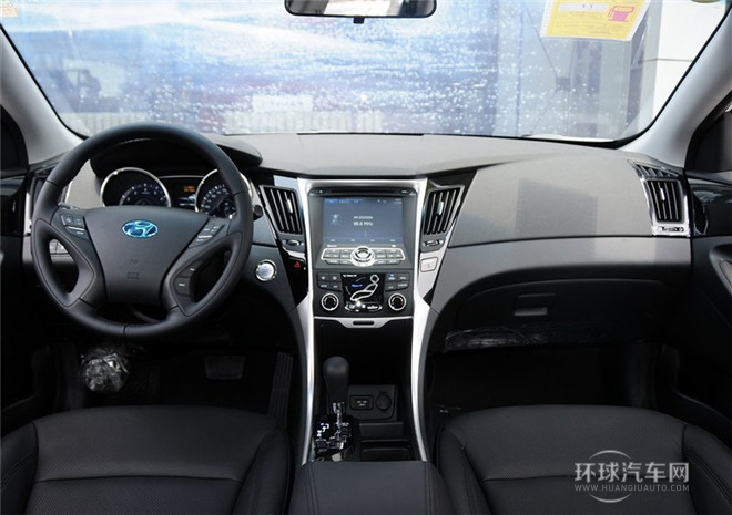 2014款 2.0L 自动尊贵版