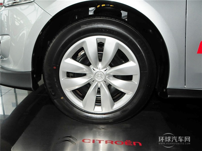 2014款 WTCC纪念版 1.6L 自动时尚型