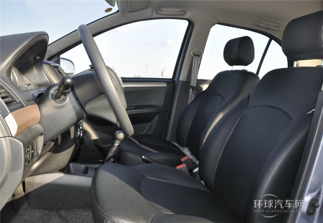 2014款 1.5L 手动精英型