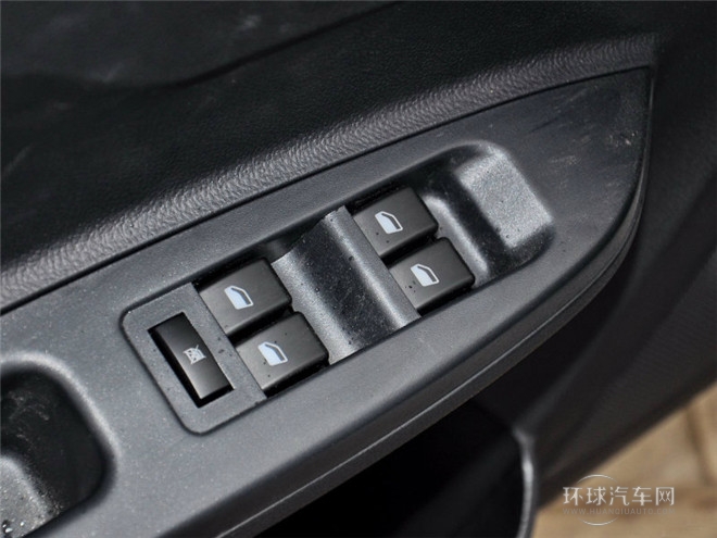 2014款 1.5L 手动进取型