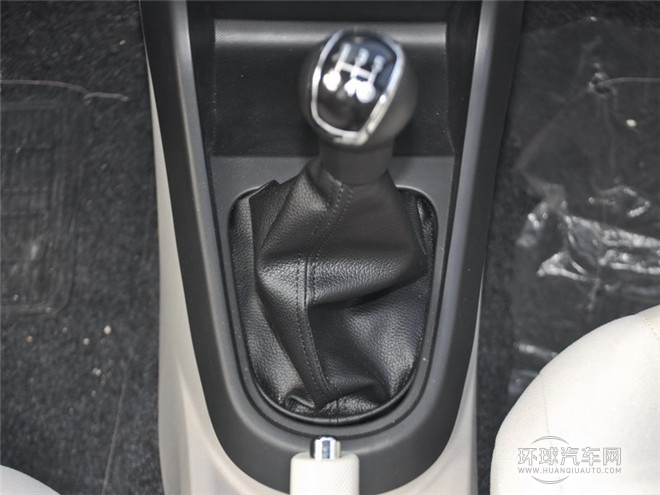 2014款 1.0L 手动舒适型