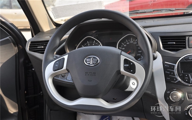 2014款 1.3L 手动运动豪华型