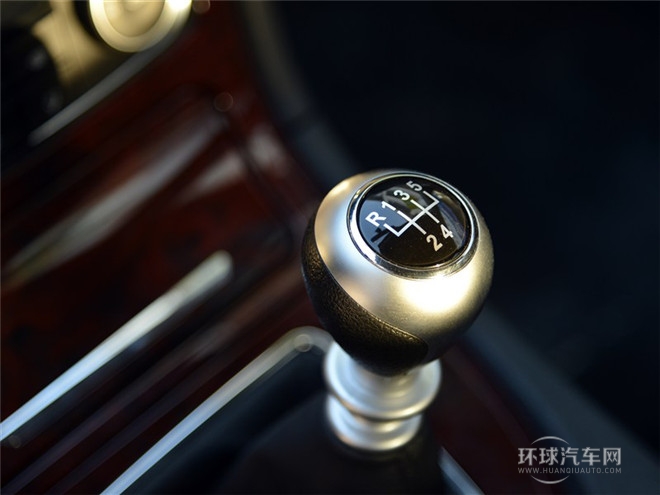 2014款 2.0T 手动豪华型
