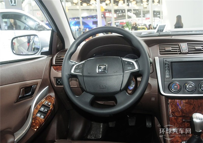2014款 1.6L 新视界版自动尊贵型