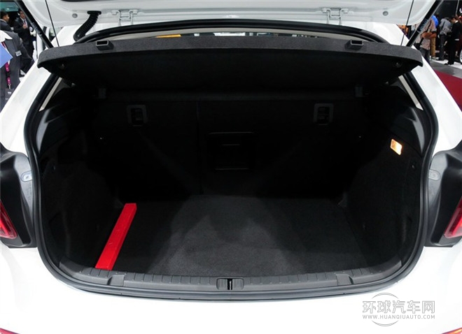 2015款 都市SUV 1.6T 自动型动派