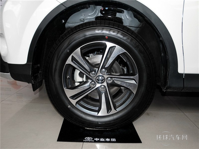 2015款 2.0L CVT四驱新锐版