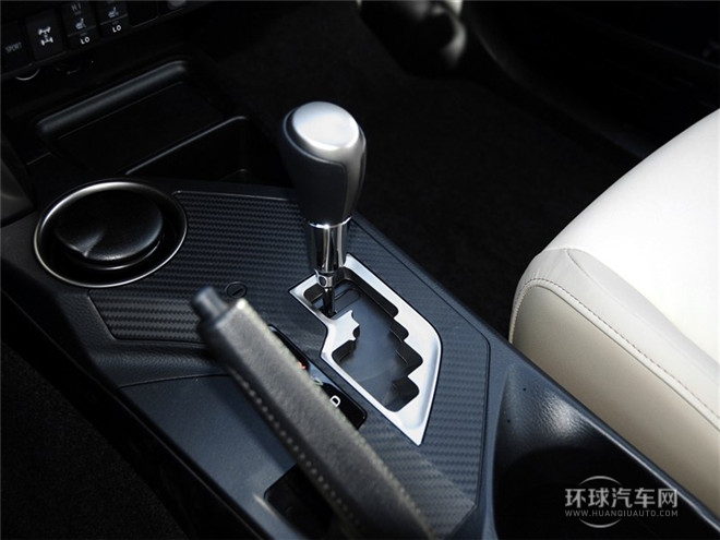 2015款 2.5L 自动四驱精英版