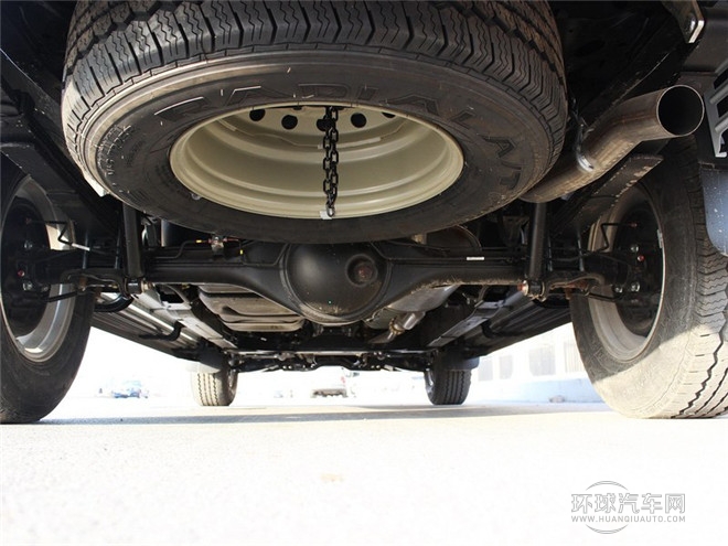 2015款 2.5T两驱 手动高通过基本型4JK1