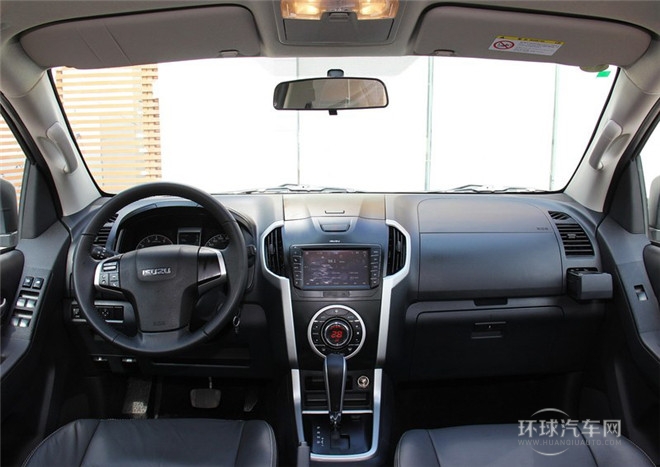 2015款 2.5T四驱 自动超豪华型4JK1