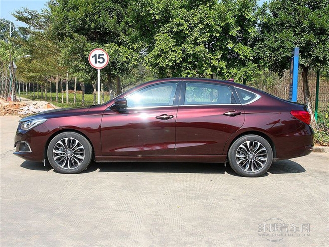 2015款 1.8T 自动豪华智慧型