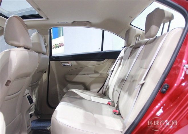 2015款 1.6L 手动舒享型