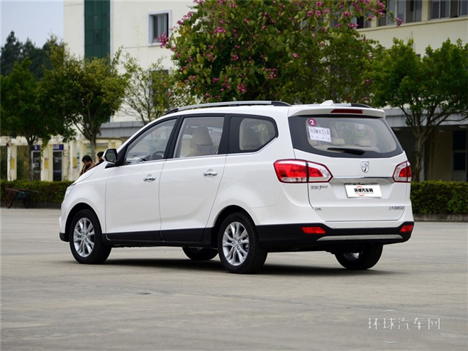 2015款 1.8L 手动豪华导航ESP版 7座