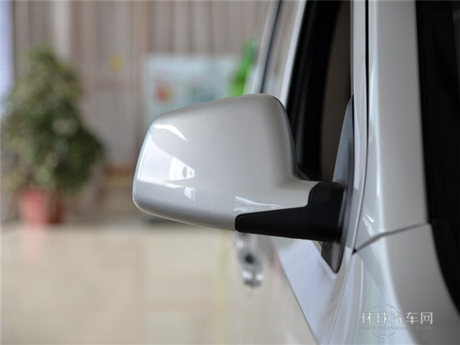 2015款 1.5L标准型